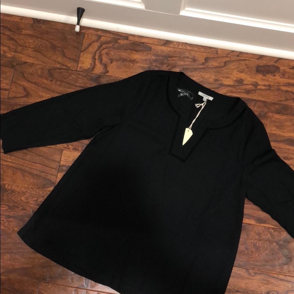 NWT 3/4 sleeve black blouse